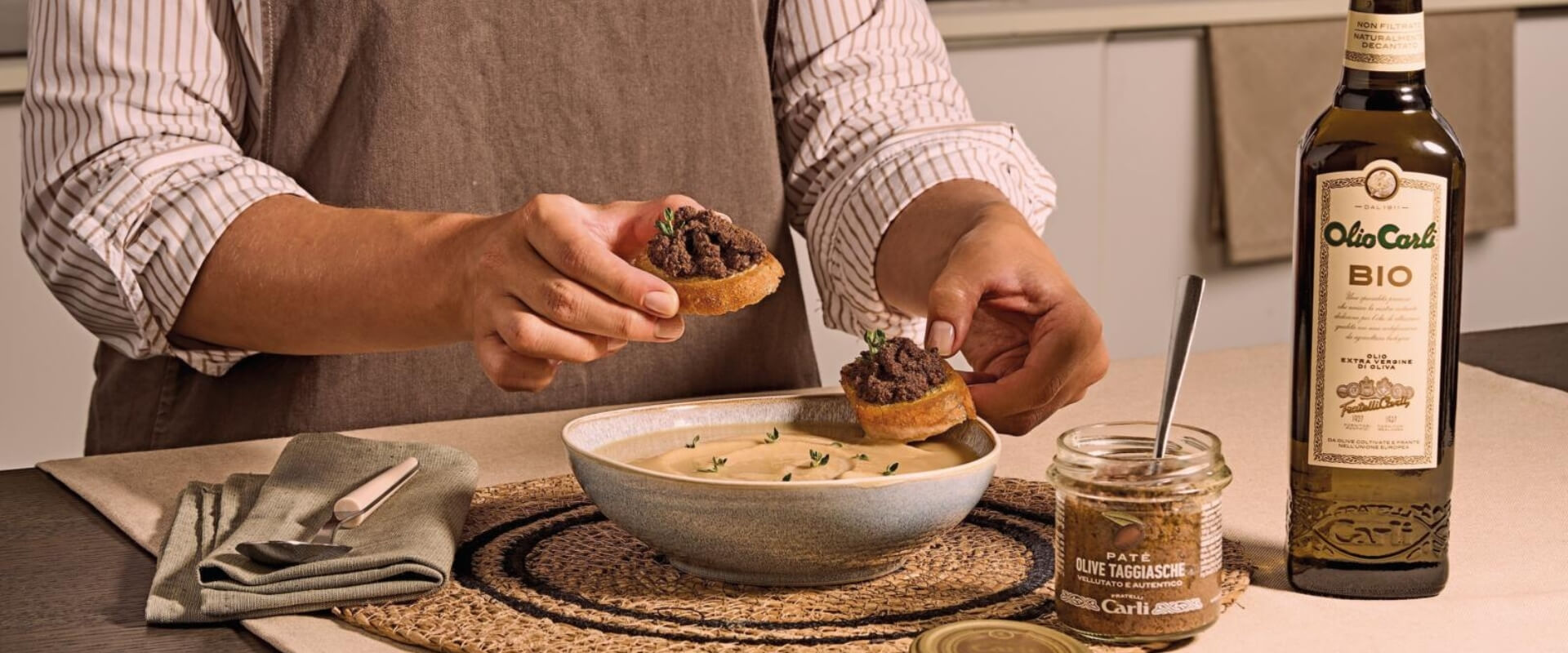 Creamy legume soup with Taggiasca Olive Spread and extra virgin olive oil