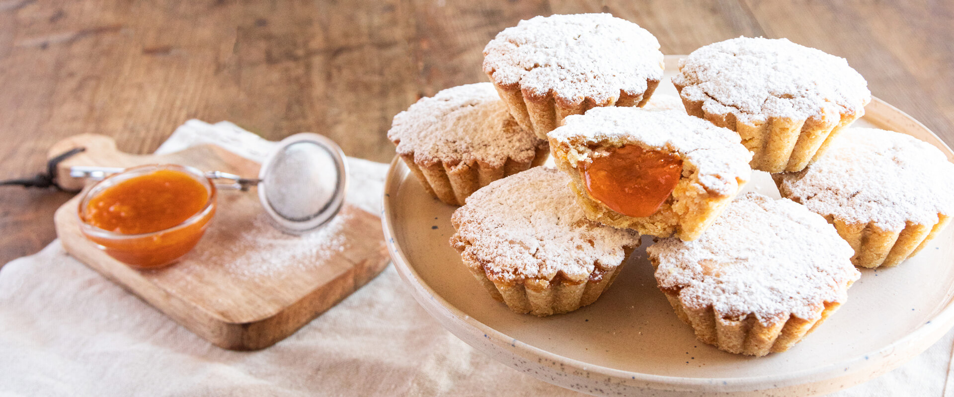 Ligurian gobeletti filled with Carli ORGANIC Apricot Fruit Spread