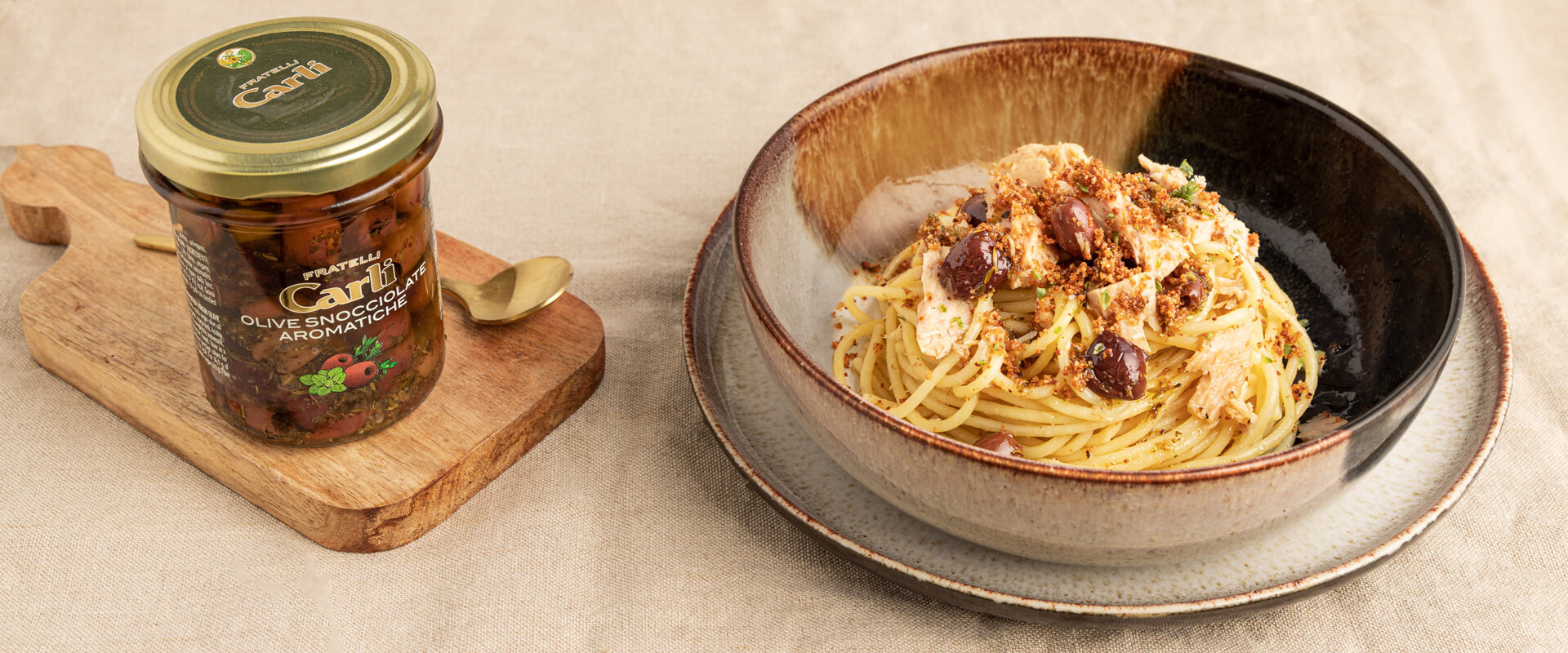 Spaghetti with Tuna and Pitted Aromatic Olives