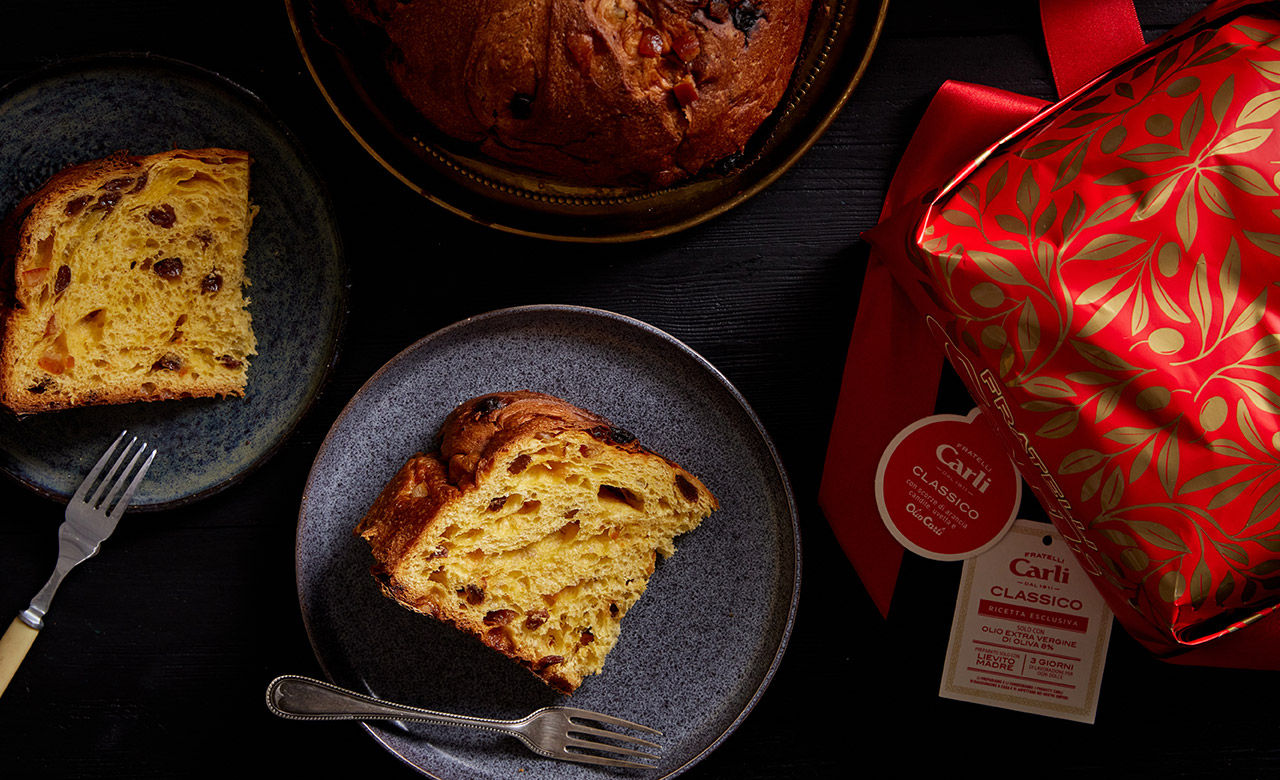 Typical Italian sweet for Christmas: Panettone