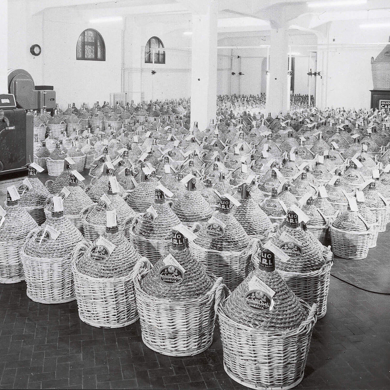 Demijohns 