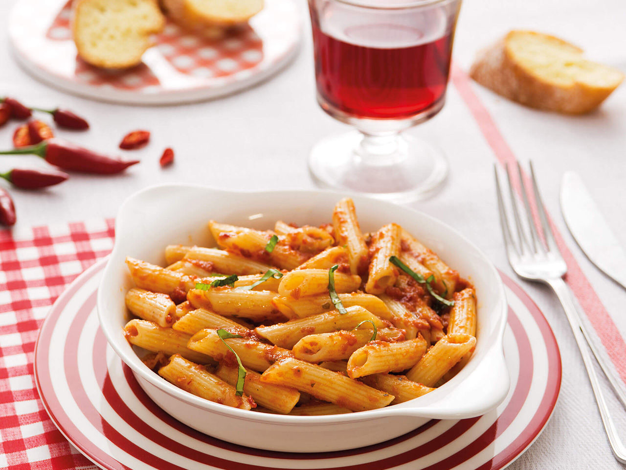 penne with tomato sauce