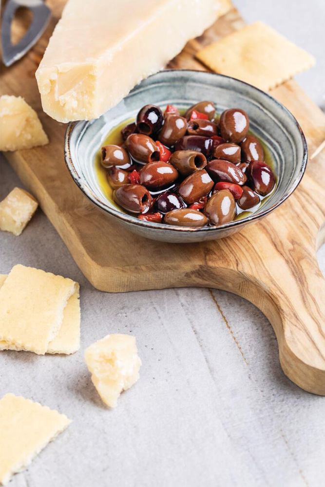 Pitted olives