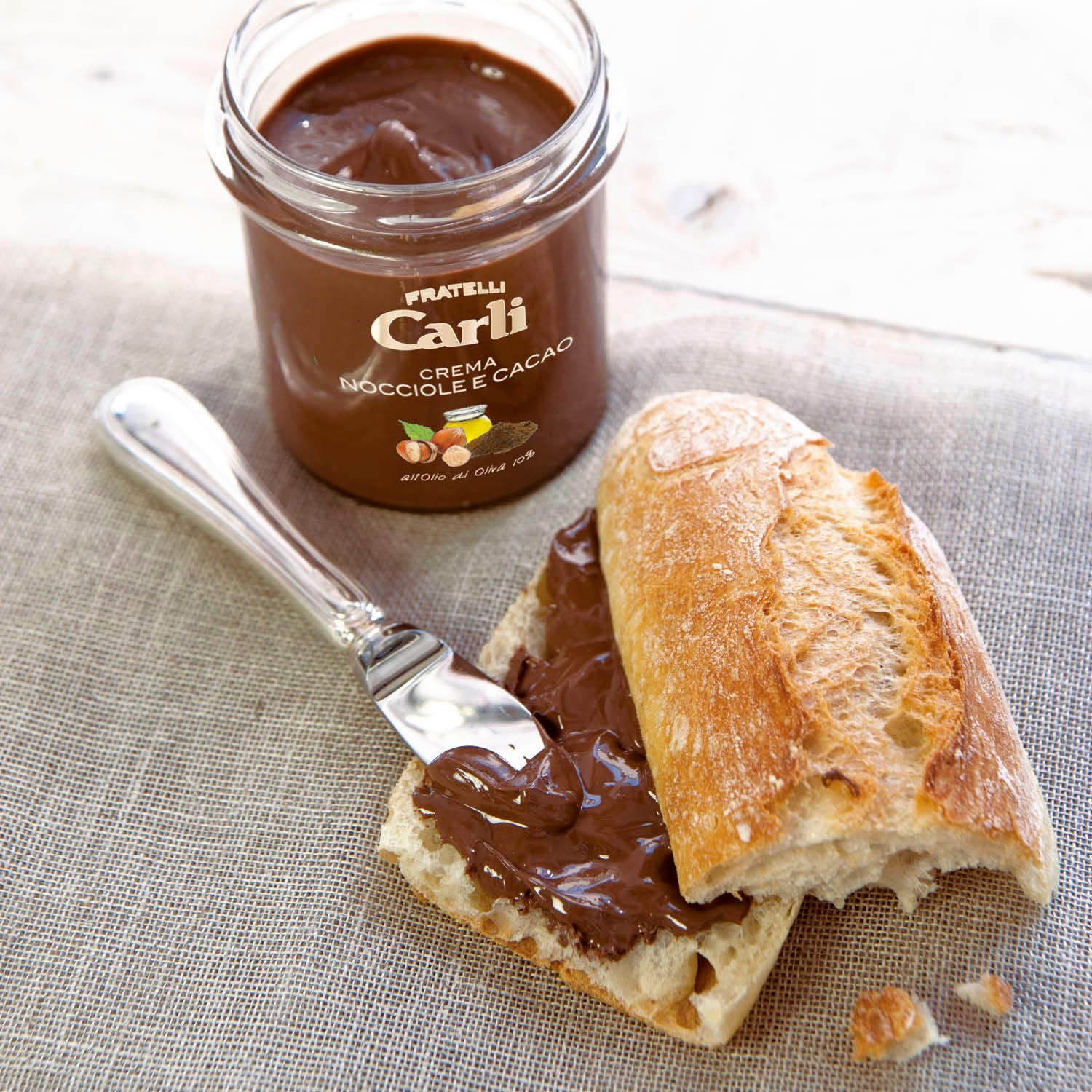 Nutella chocolate hazelnut spread 1kg, Ferrero - Italian Herkut