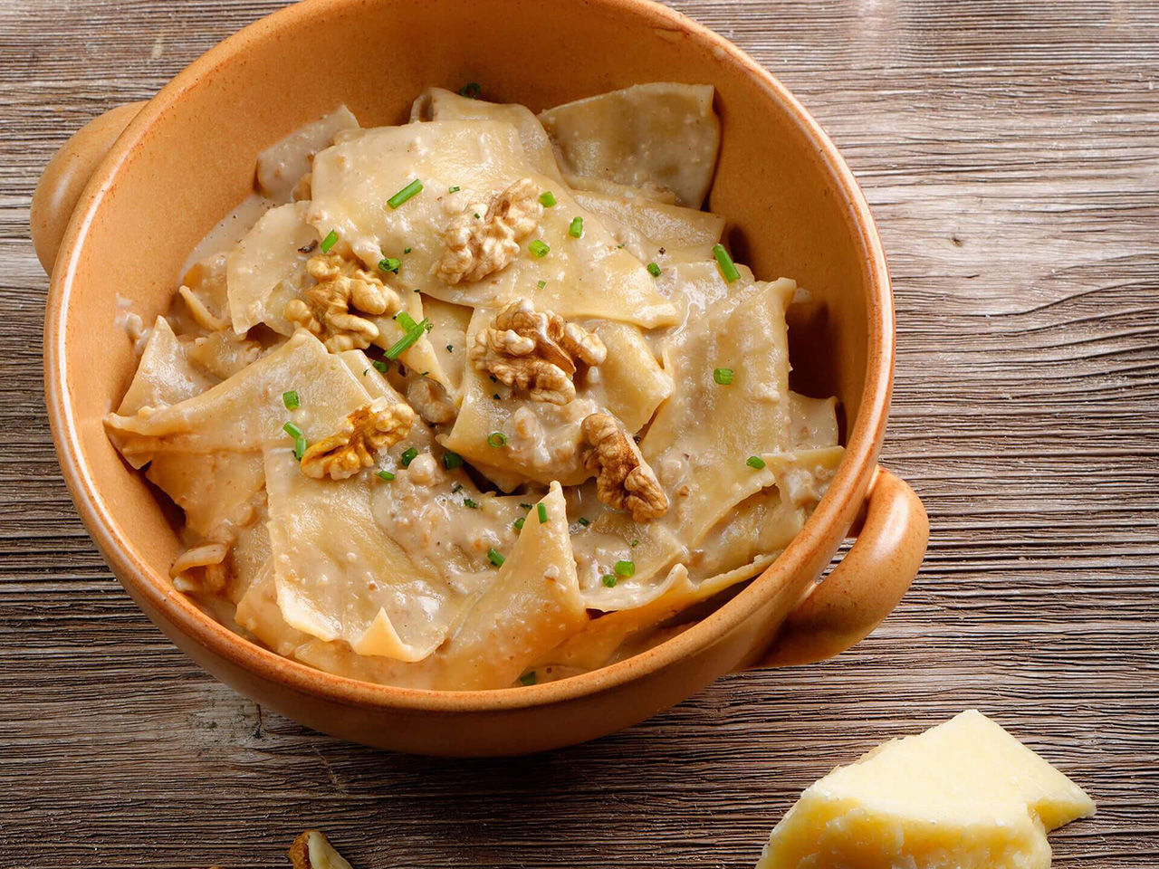 walnut sauce